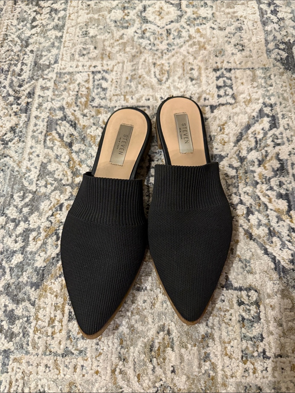 STEVEN by Steve Madden Black Pointed Knit Slip-On Mules